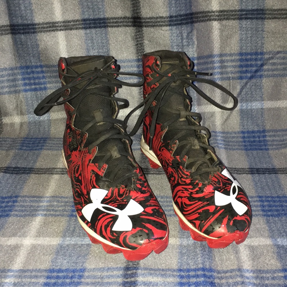 Men’s football cleats.